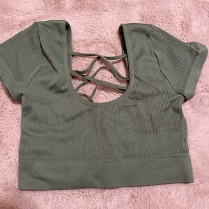 Aerie Green Crop Cut Out Short Sleeve Top